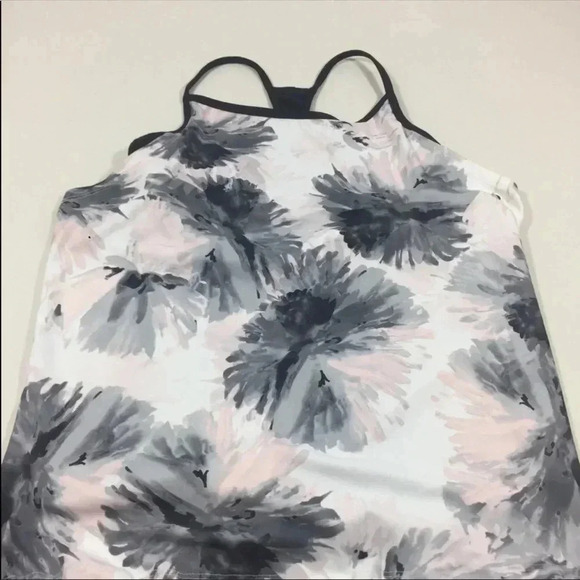 Fabletics Women’s Floral Racerback Top - Picture 3 of 7